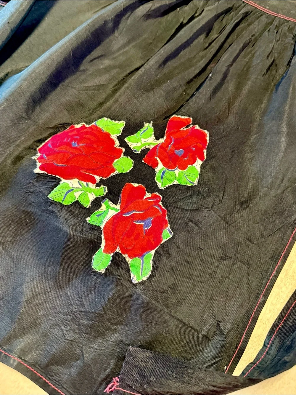 Vintage Apron 1950/60’s Black Hostess Half Red Roses Appliqués Single Pocket